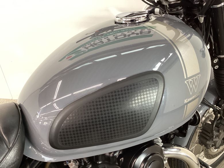 Ｗ８００　ストリート