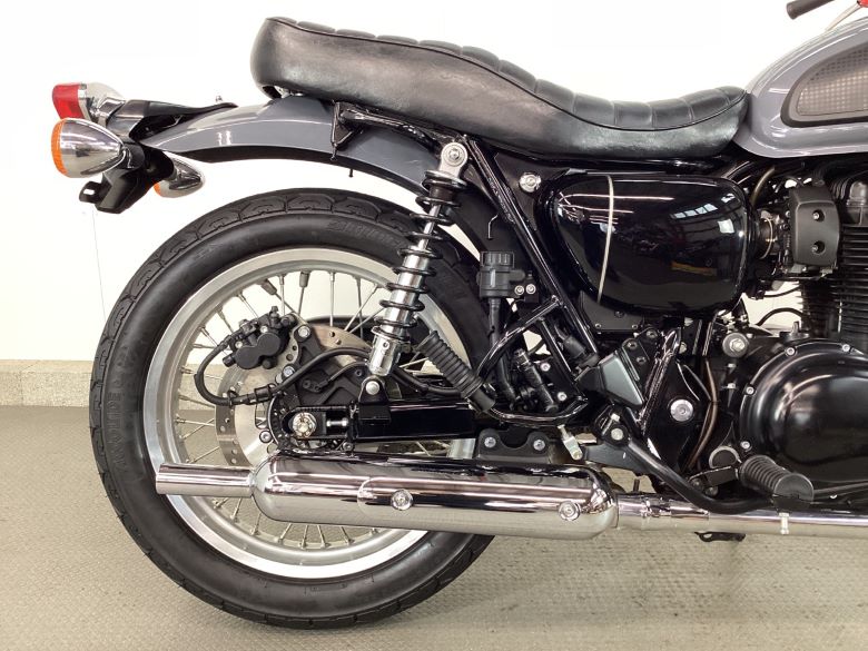 Ｗ８００　ストリート