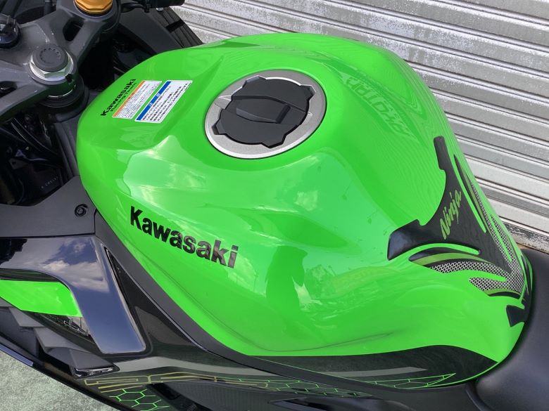 Ｎｉｎｊａ　ＺＸ−２５Ｒ　ＳＥ