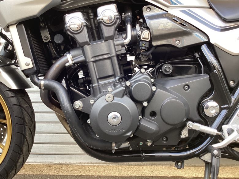 ＣＢ１３００Ｓｕｐｅｒ　ボルドール