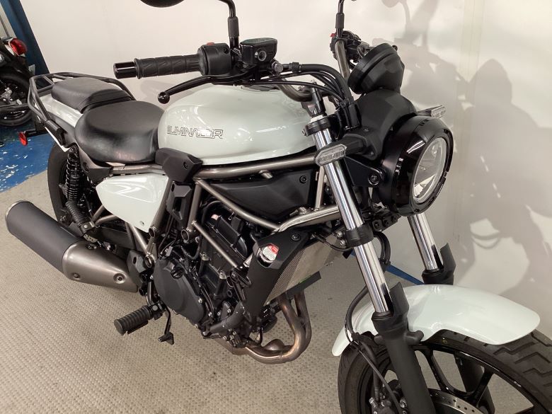 エリミネーター４００