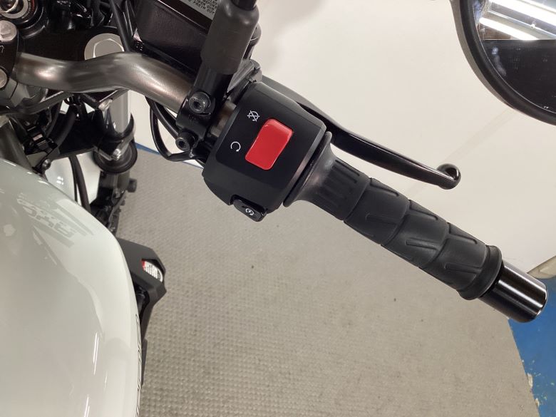 エリミネーター４００