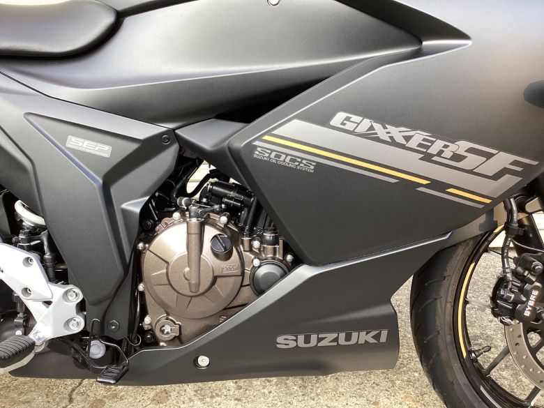 ＧＩＸＸＥＲ　ＳＦ　２５０