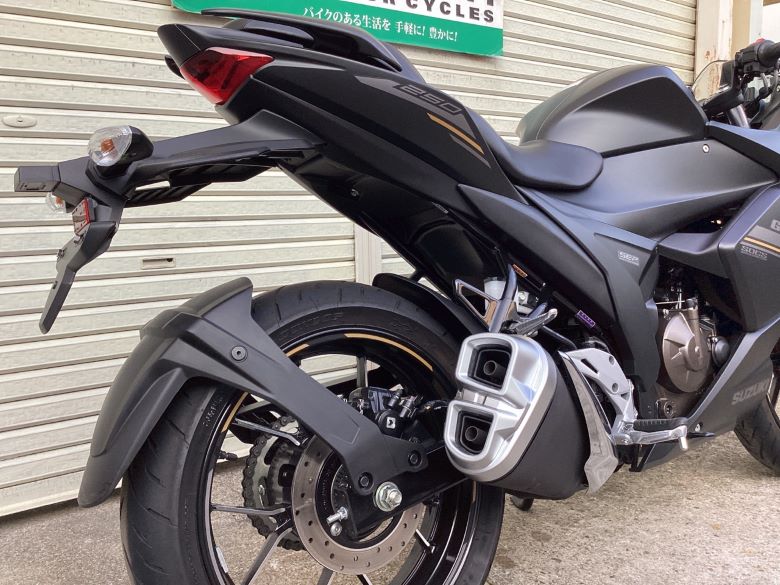 ＧＩＸＸＥＲ　ＳＦ　２５０