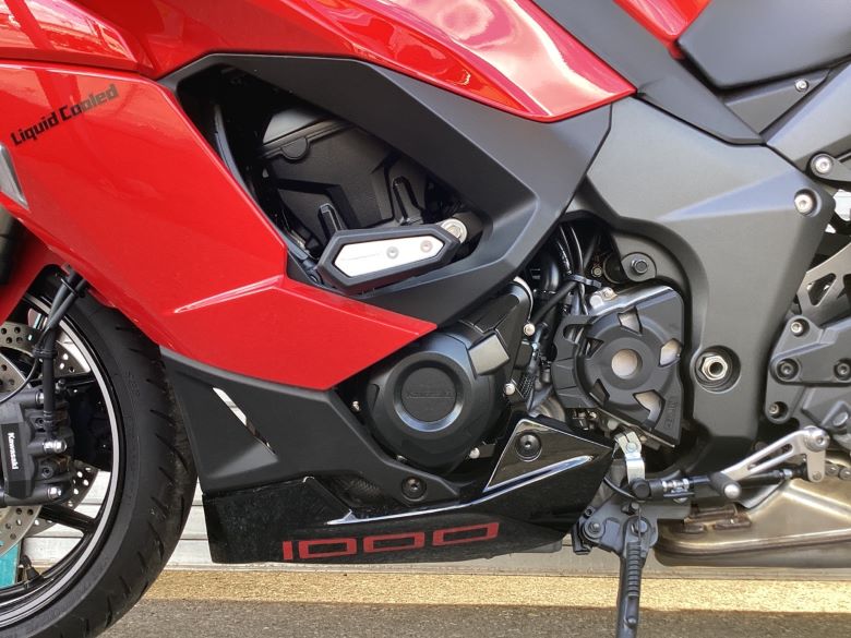 Ｎｉｎｊａ　１０００　ＳＸ