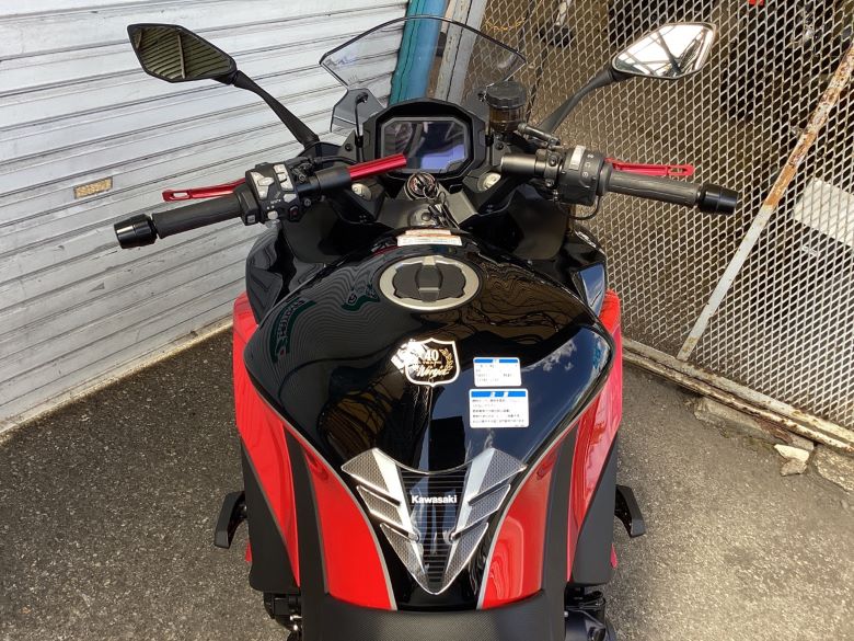 Ｎｉｎｊａ　１０００　ＳＸ