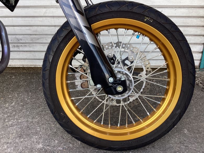 ＫＬＸ２３０ＳＭ