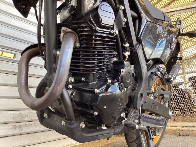 ＫＬＸ２３０ＳＭ