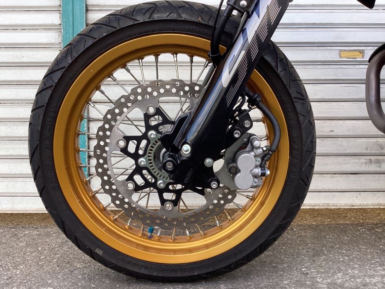 ＫＬＸ２３０ＳＭ