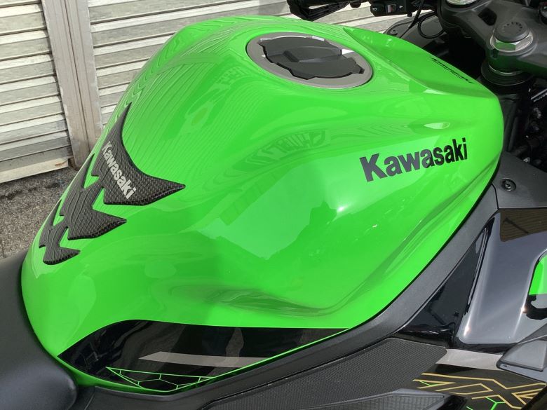Ｎｉｎｊａ　ＺＸ−２５Ｒ　ＳＥ