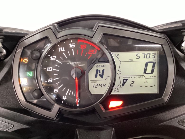 Ｎｉｎｊａ　ＺＸ−２５Ｒ　ＳＥ