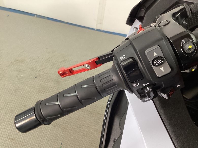 Ｎｉｎｊａ　ＺＸ−２５Ｒ　ＳＥ