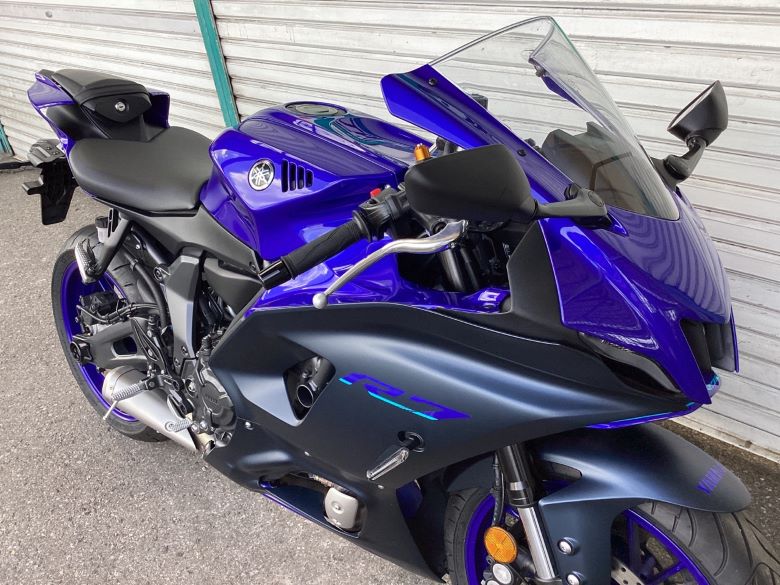 ＹＺＦ−Ｒ７