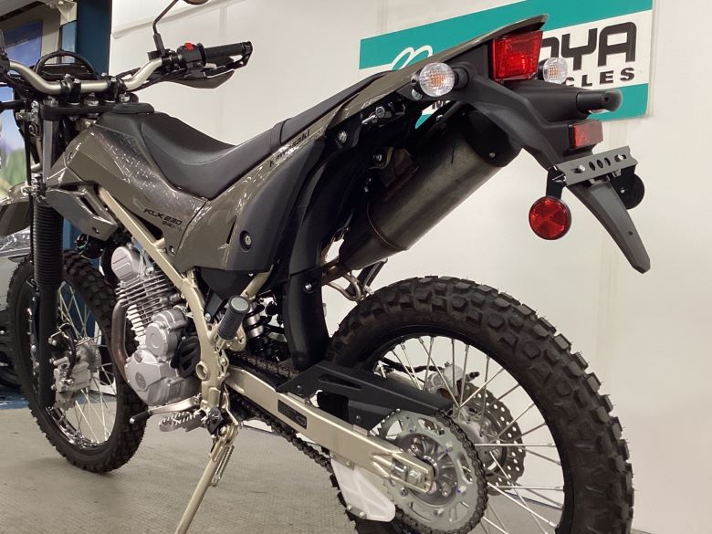 ＫＬＸ２３０シェルパ