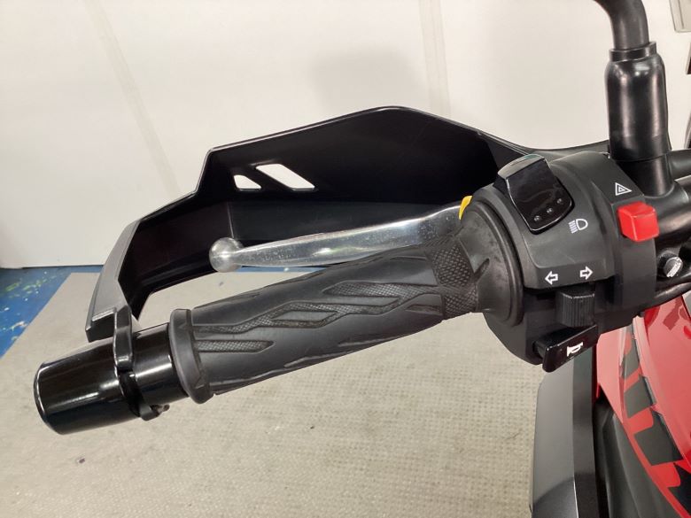 Ｖ−ストローム２５０