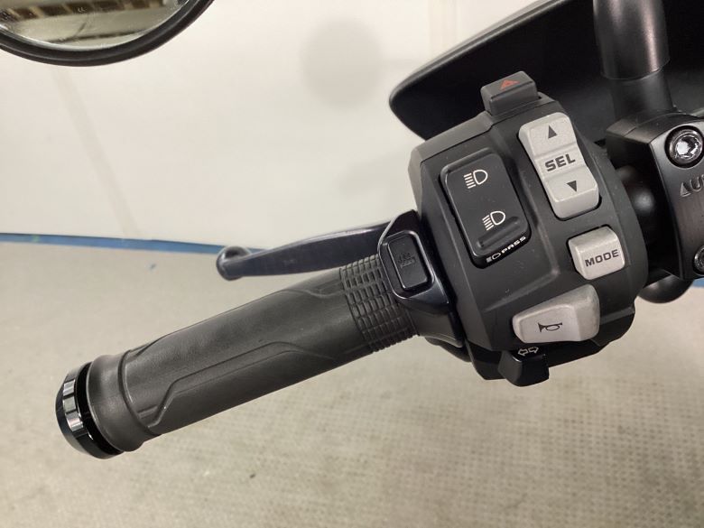 レブル１１００