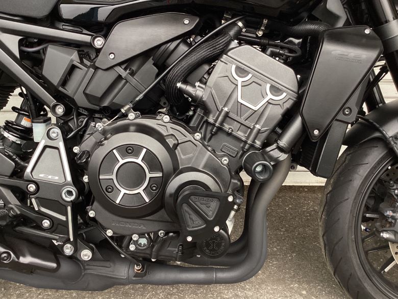 ＣＢ１０００Ｒ