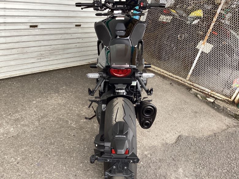 ＣＢ１０００Ｒ