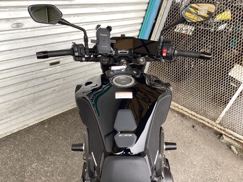 ＣＢ１０００Ｒ