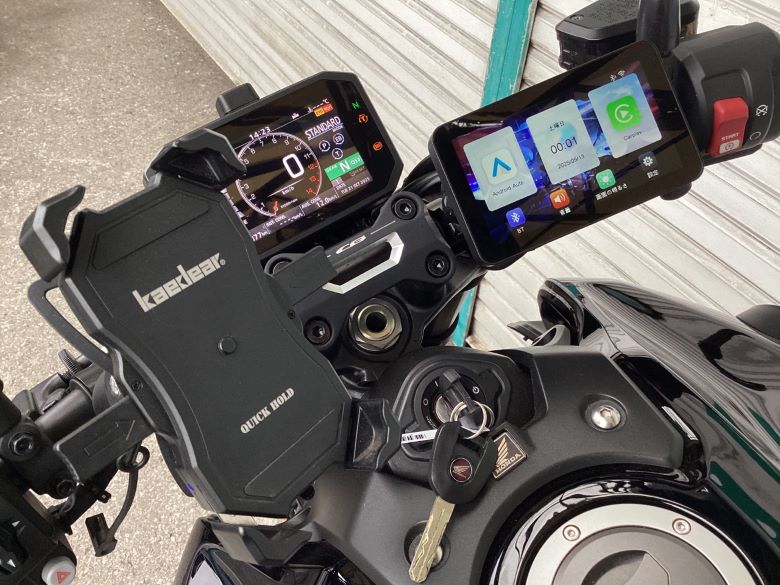 ＣＢ１０００Ｒ