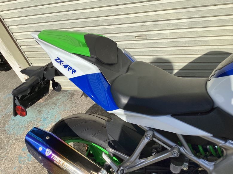 Ｎｉｎｊａ　ＺＸ−４ＲＲ