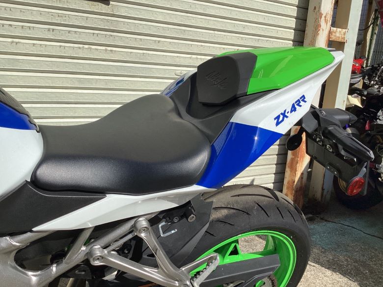 Ｎｉｎｊａ　ＺＸ−４ＲＲ