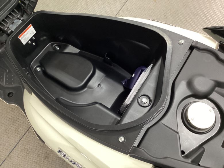 バーグマンストリート１２５ＥＸ