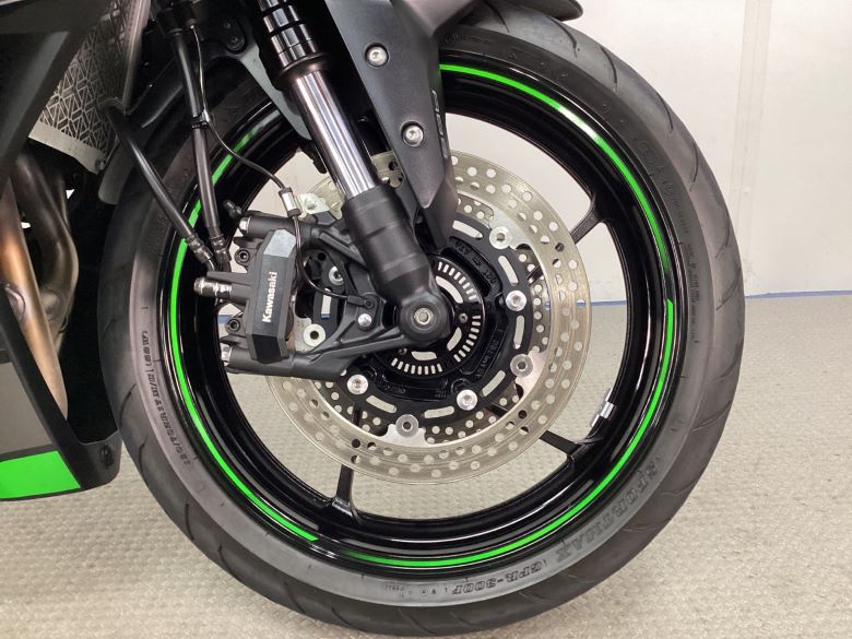 Ｎｉｎｊａ　ＺＸ−４Ｒ　ＳＥ