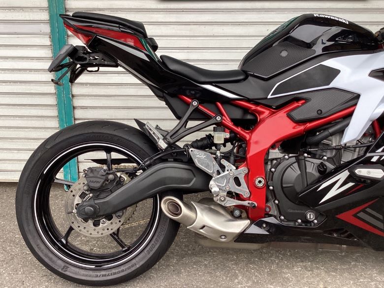 Ｎｉｎｊａ　ＺＸ−２５Ｒ　ＳＥ