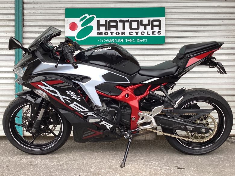 中古 KAWASAKI カワサキ Ninja ZX−25R SE 2021 は