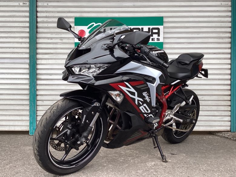 田中 中古 KAWASAKI カワサキ Ninja ZX−25R SE 2021 は