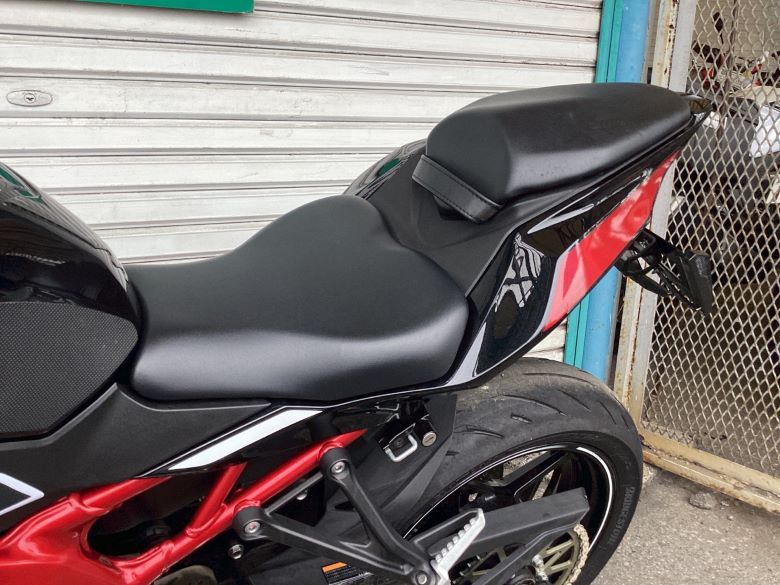 Ｎｉｎｊａ　ＺＸ−２５Ｒ　ＳＥ