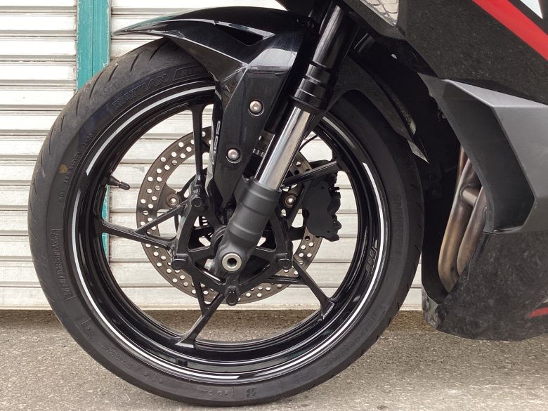 Ｎｉｎｊａ　ＺＸ−２５Ｒ　ＳＥ