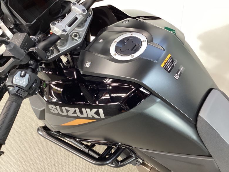 Ｖ−ストローム１０５０