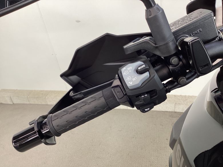 Ｖ−ストローム１０５０