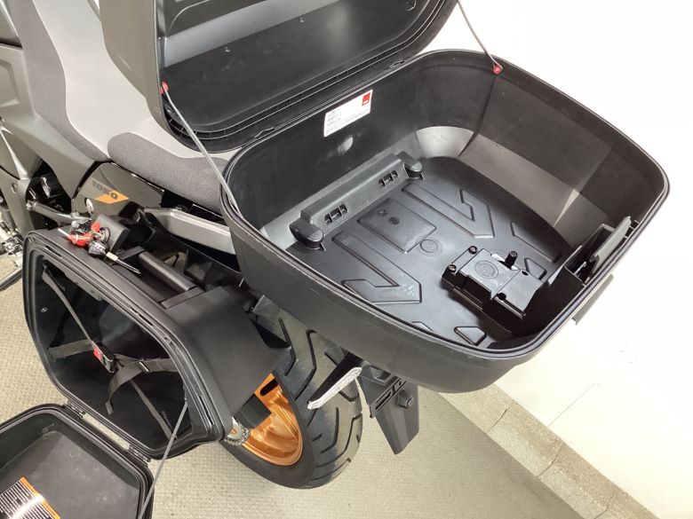 Ｖ−ストローム１０５０