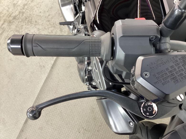 ＣＢ１０００Ｒ