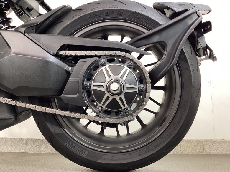 ＣＢ１０００Ｒ