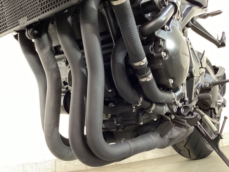 ＣＢ１０００Ｒ