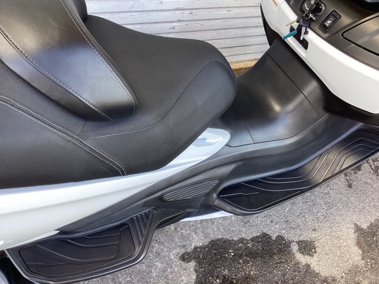 スカイウェイブ６５０ＬＸ