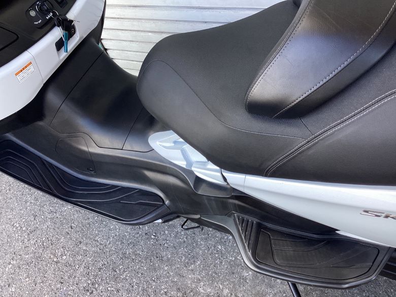 スカイウェイブ６５０ＬＸ