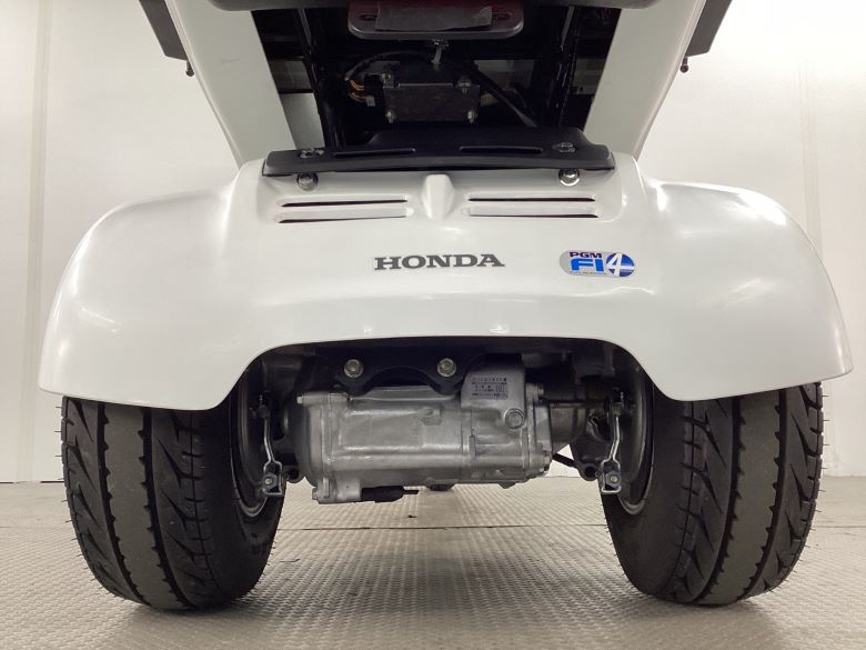 ジャイロキャノピー