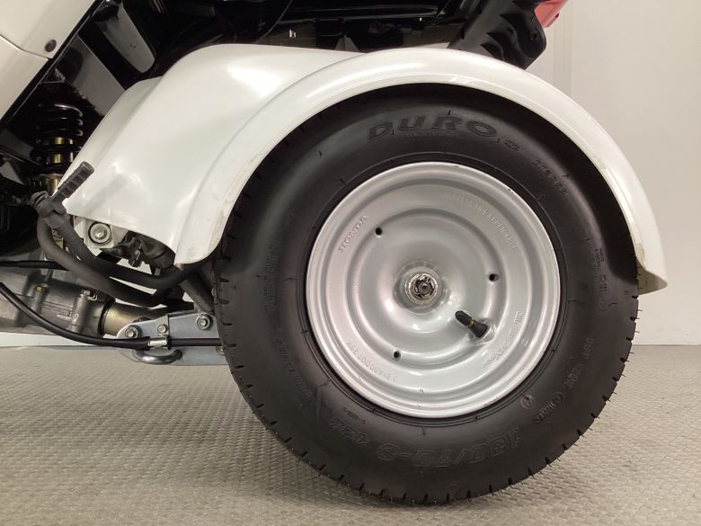 ジャイロキャノピー