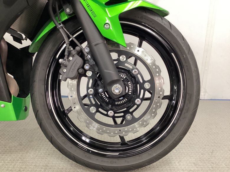 Ｎｉｎｊａ　４００