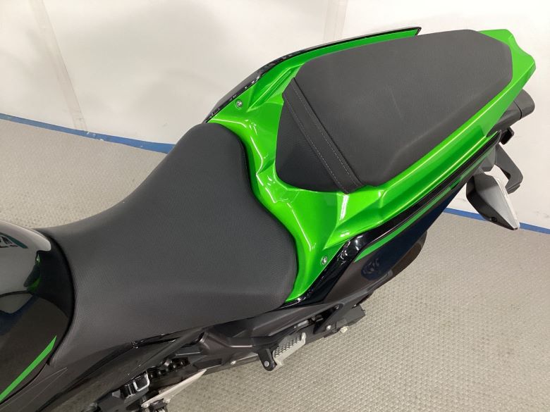 Ｎｉｎｊａ　４００