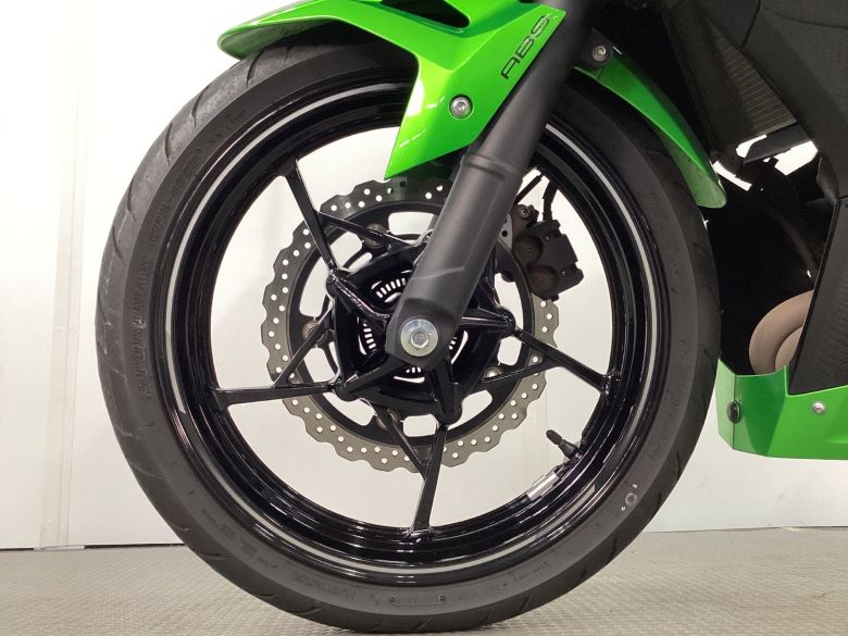 Ｎｉｎｊａ　４００