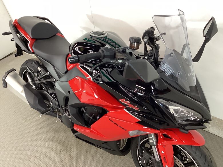 Ｎｉｎｊａ　１０００　ＳＸ