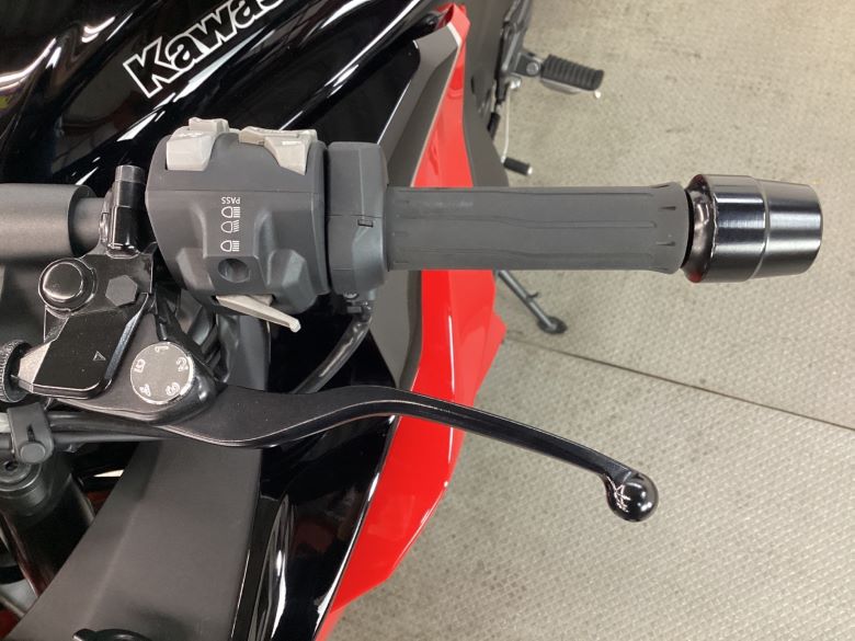 Ｎｉｎｊａ　１０００　ＳＸ