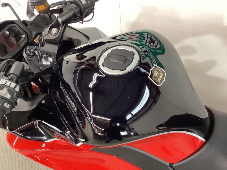 Ｎｉｎｊａ　１０００　ＳＸ