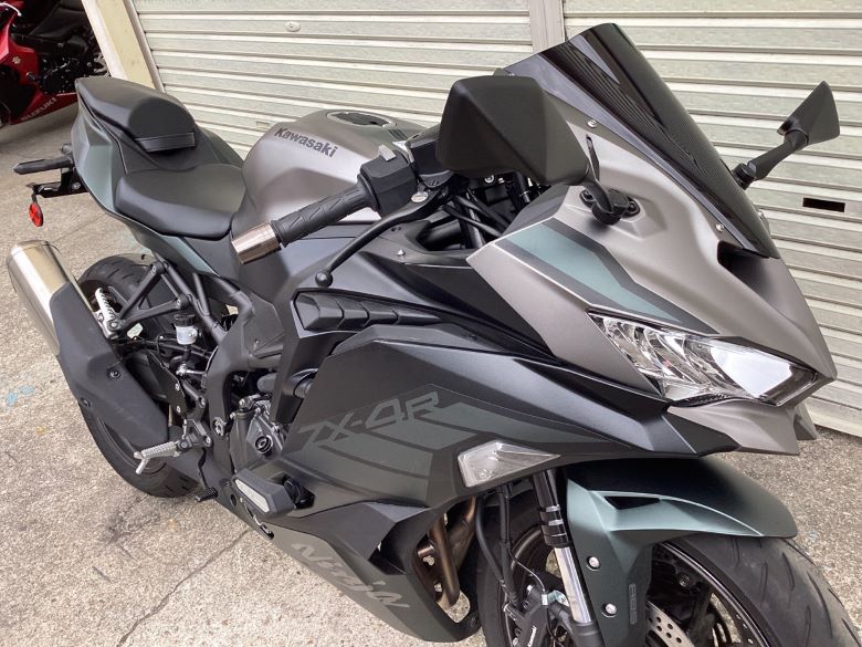 Ｎｉｎｊａ　ＺＸ−４Ｒ　ＳＥ